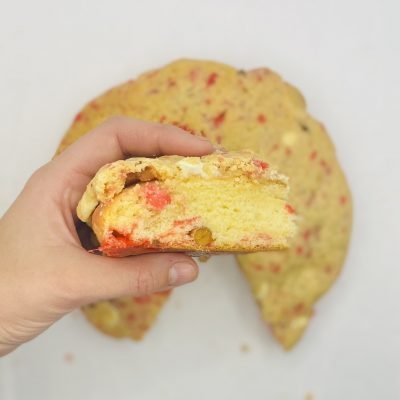 Alternative view of Grand Pralines Roses Brioché - 4/6 personnes